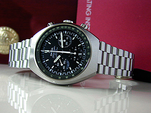 Omega Speedmaster Mark II Co-Axial Chronograph 42 x 46 mm Ref. 327.10.43.50.01.001