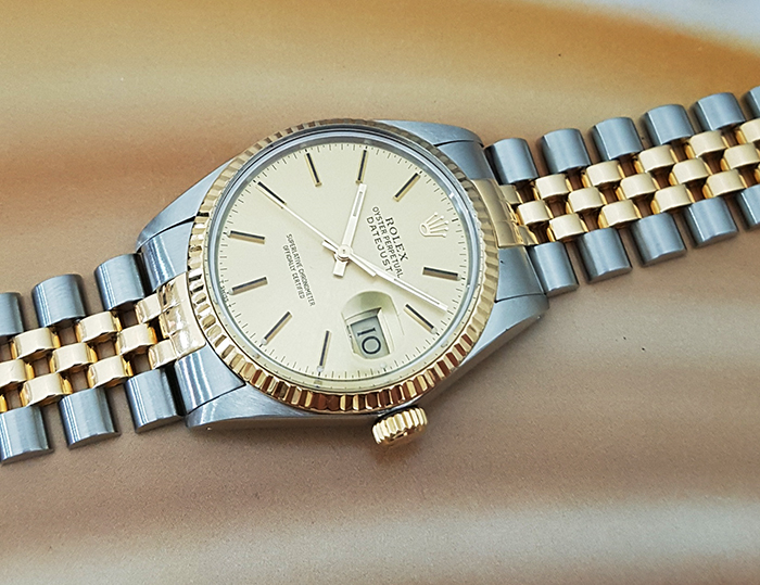 rolex oyster perpetual datejust 8385 18k