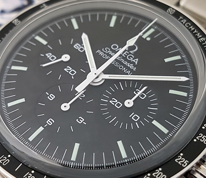 omega moonwatch 006