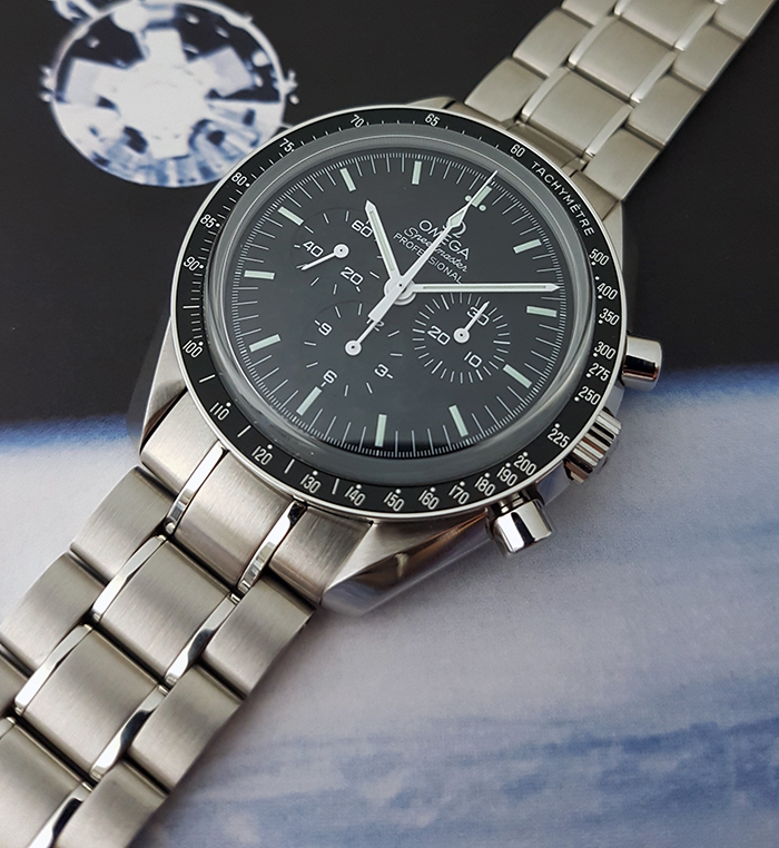 omega speedmaster 006