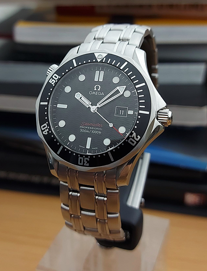 Omega Seamaster 300M Quartz Wristwatch Ref. 212.30.41.61.01.001