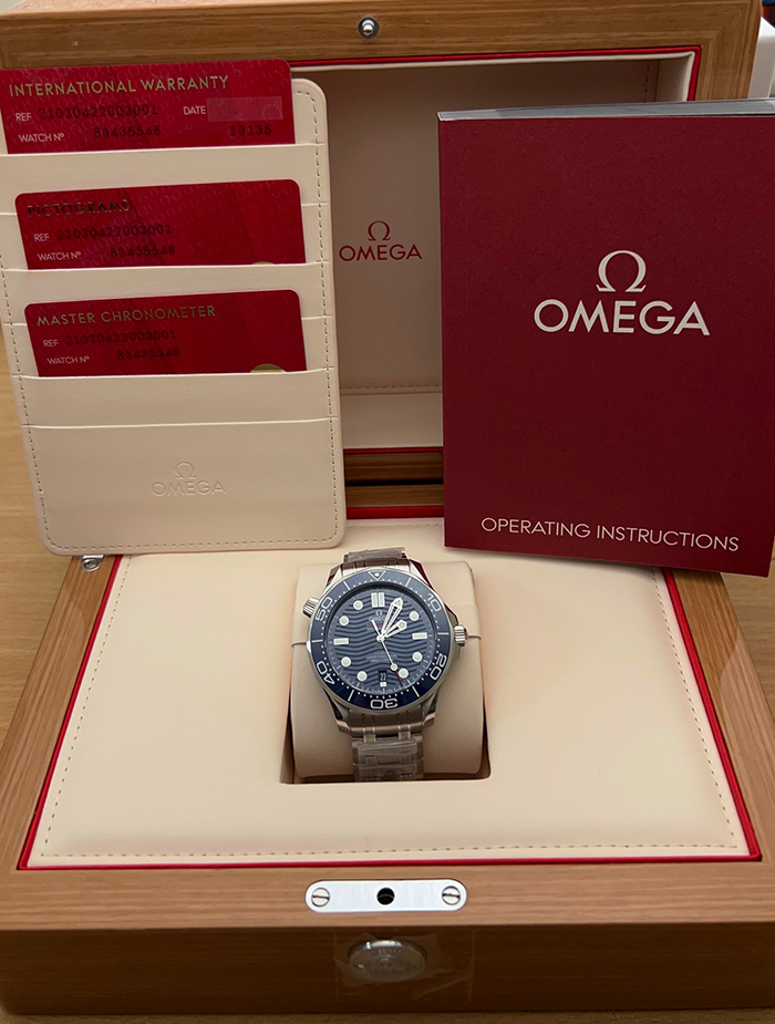 BLUE Omega Seamaster Diver 300M Co-Axial Wristwatch Ref. 210.30.42.20.03.001