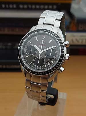 Omega Speedmaster Date Chronograph Wristwatch Ref. 323.30.40.40.06.001