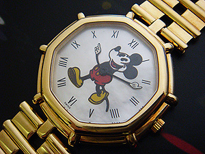 Gerald Genta 'Mickey Mouse' 18K YG Ref. G28607