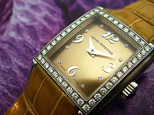 Girard-Perregaux Vintage 1945 Lady Diamonds Ref. 25890