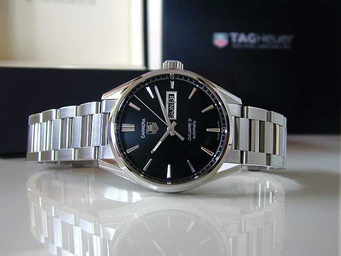 tag heuer carrera calibre 5 day date price