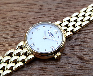 Longines 18K Quartz L6.107.6