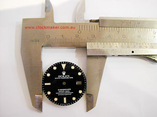 rolex submariner dial size