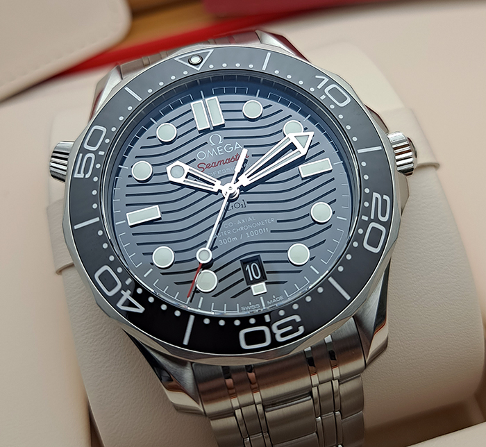 Omega Seamaster Diver 300M Co-Axial Wristwatch Ref. 210.30.42.20.01.001