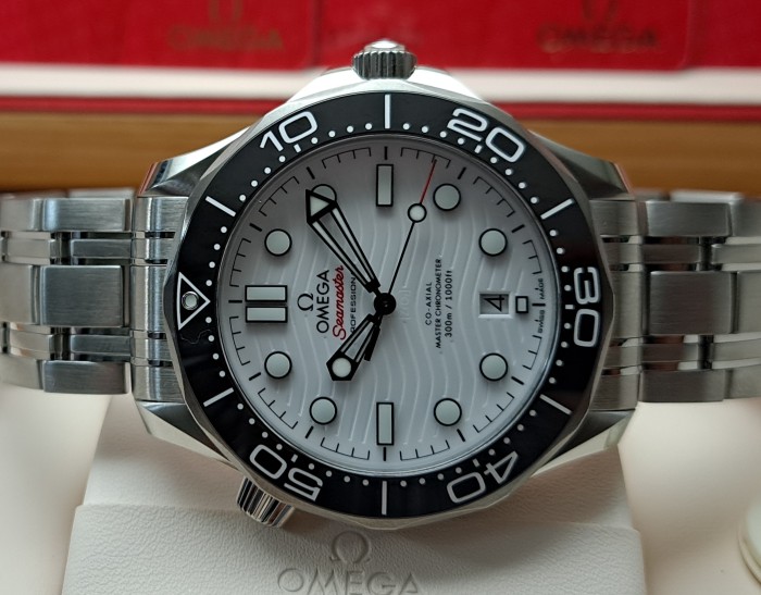 Omega Seamaster Diver 300M Co-Axial Wristwatch Ref. 210.30.42.20.04.001