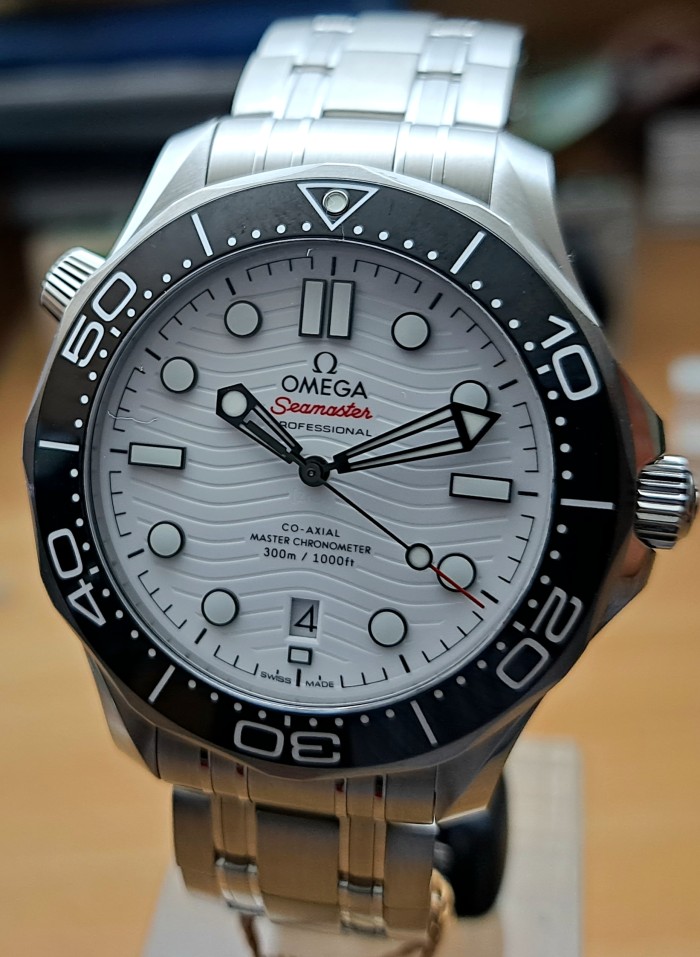 Omega Seamaster Diver 300M Co-Axial Wristwatch Ref. 210.30.42.20.04.001