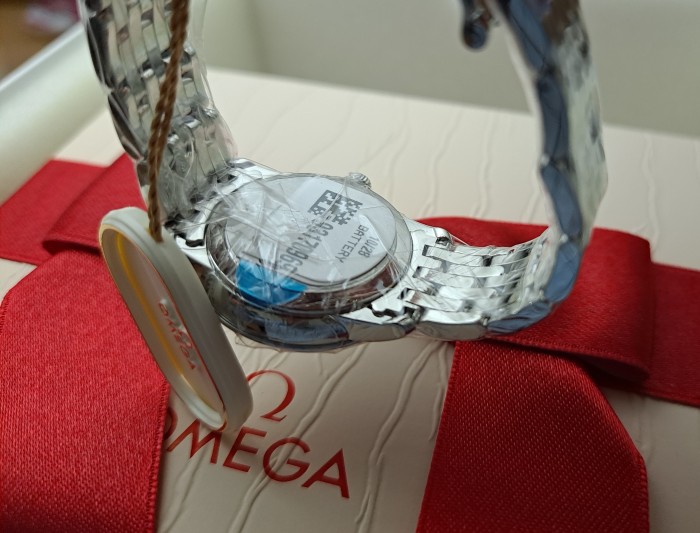 Ladies Omega De Ville Prestige 'Butterfly' Diamond Dial Ref. 424.10.27.60.52.001
