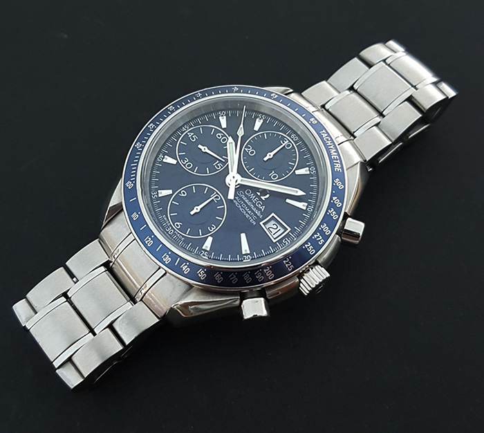 Omega Speedmaster Automatic Date Blue Wristwatch Ref. 3212.80