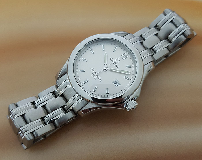 Ladies' Omega Seamaster Quartz Wristwatch Ref. 2581.30