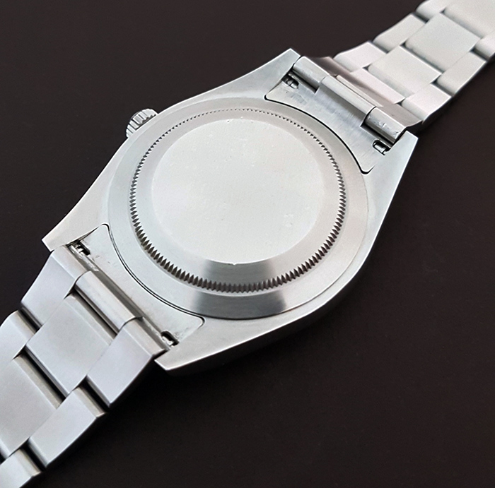 Rolex Oyster Perpetual 39 No Date Wristwatch Ref. 114300