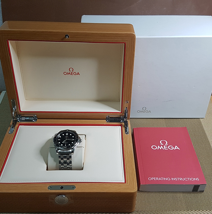 Omega Seamaster Professional Men's Co-Axial Wristwatch Ref. 212.30.41.20.01.003