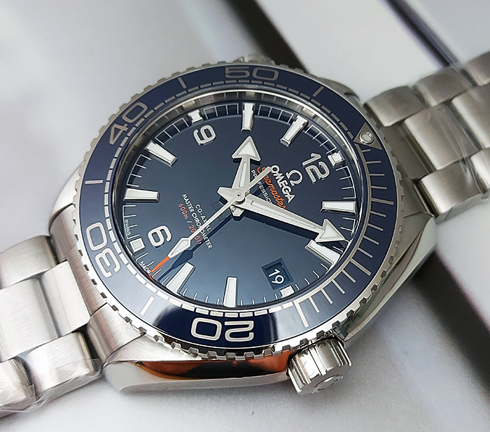 Omega Seamaster Planet Ocean Co-Axial Master Chronometer 44mm Wristwatch Ref. 215.30.44.21.03.001