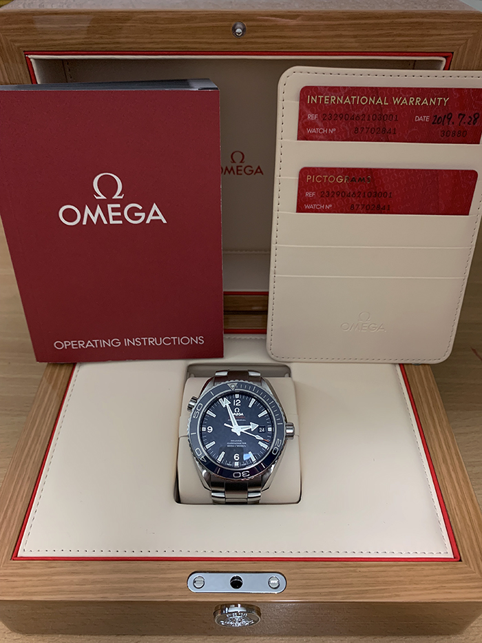 XXL Omega Seamaster Planet Ocean 600m Titanium Ref. 232.90.46.21.03.001