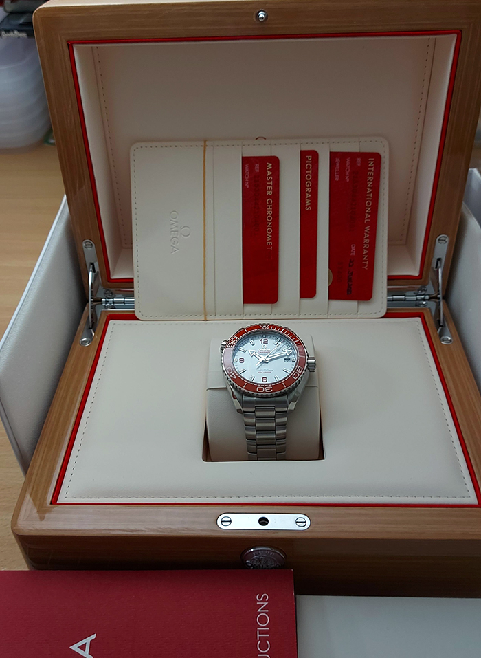 Omega Seamaster Planet Ocean Co-Axial Wristwatch Ref. 215.30.44.21.04.001