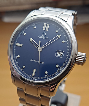 Blue Omega Classic Date Ref. 5203.80