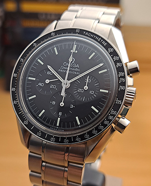 Omega Speedmaster Moonwatch Chronograph