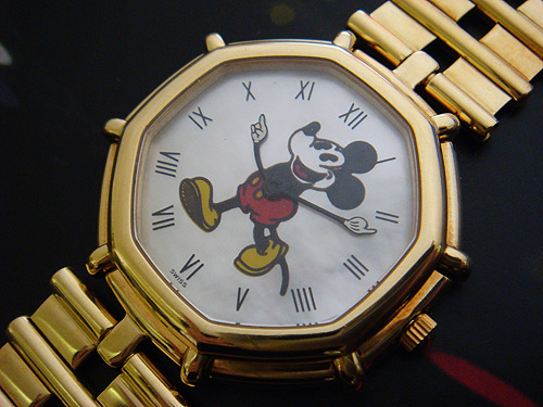 Gerald Genta 'Mickey Mouse' 18K YG Wristwatch Ref. G28607