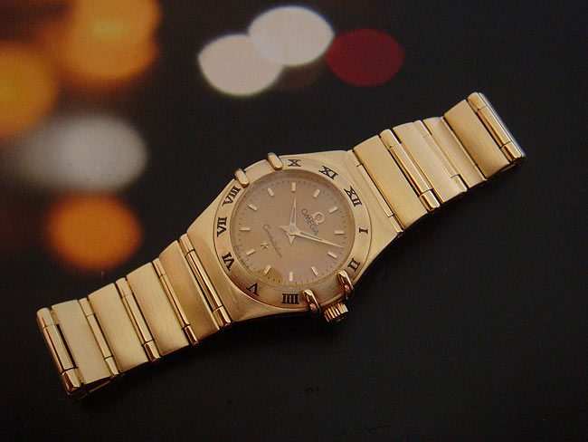 Ladies Omega Constellation 18K Wristwatch Ref. 1112.10