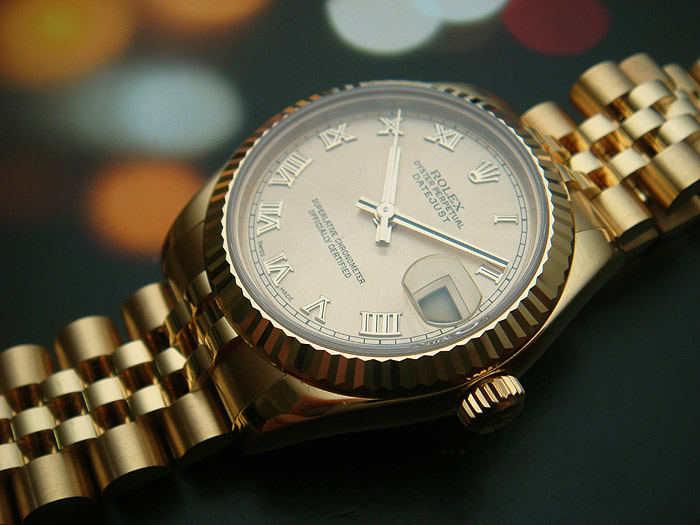 Ladies' Rolex Oyster Perpetual Datejust Midsize 18K YG Wristwatch Ref. 178278