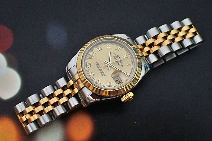 Ladies' Rolex Oyster Datejust 18K YG/SS Wristwatch Ref. 179173