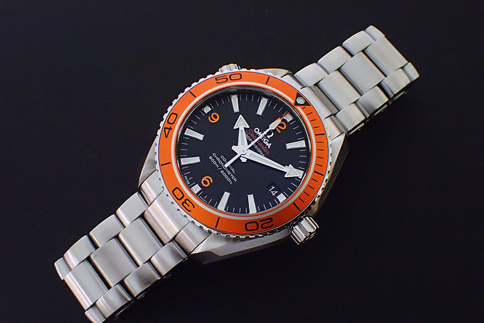 Omega Seamaster Planet Ocean Co-Axial Wristwatch Ref. 232.30.42.21.01.002