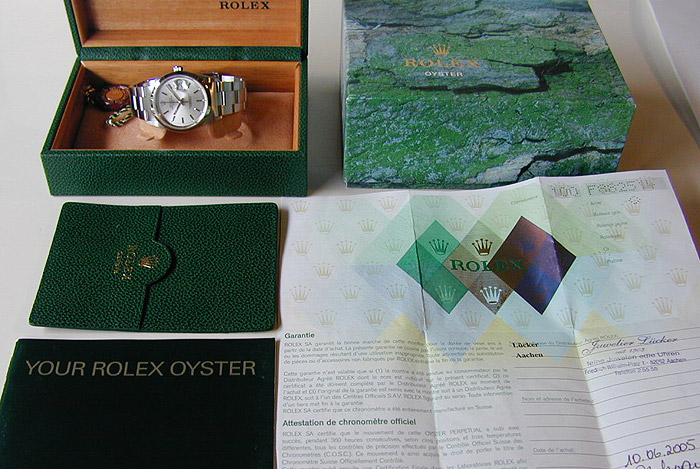 Rolex Oyster Perpetual Date Ref.15200