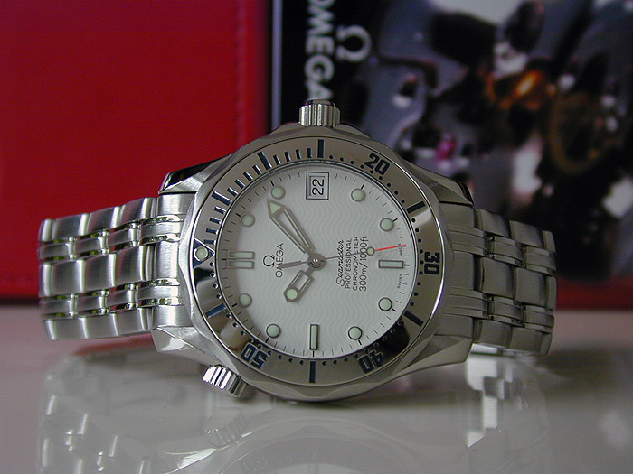 Omega Seamaster Professional Chronometer Wristwatch 300M Ref. 2552.20.00