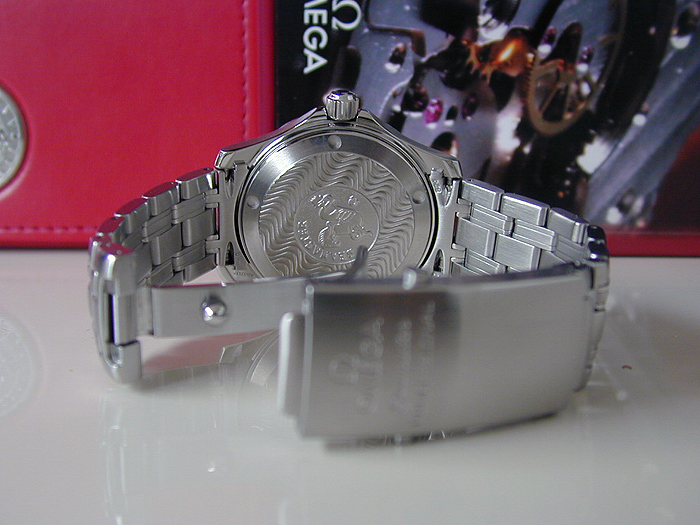 Omega Seamaster Professional Chronometer Wristwatch 300M Ref. 2552.20.00