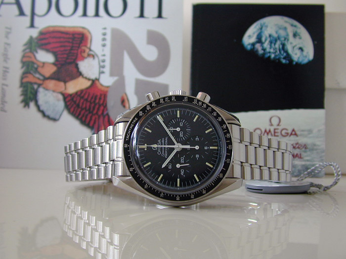 Omega speedmaster apollo 11 clearance 25th anniversary