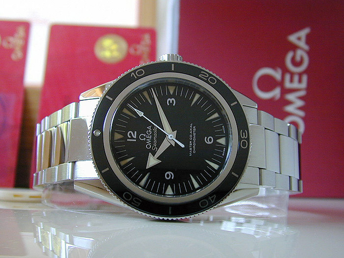 Omega Seamaster Professional Master Co-Axial Wristwatch Ref. 233.30.41.21.01.001
