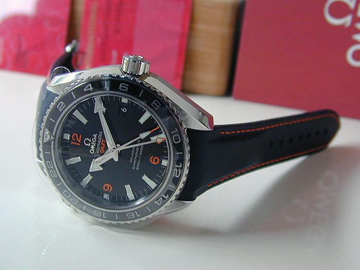 Omega Seamaster Planet Ocean 600M Co-axial GMT Ref. 232.32.44.22.01.002