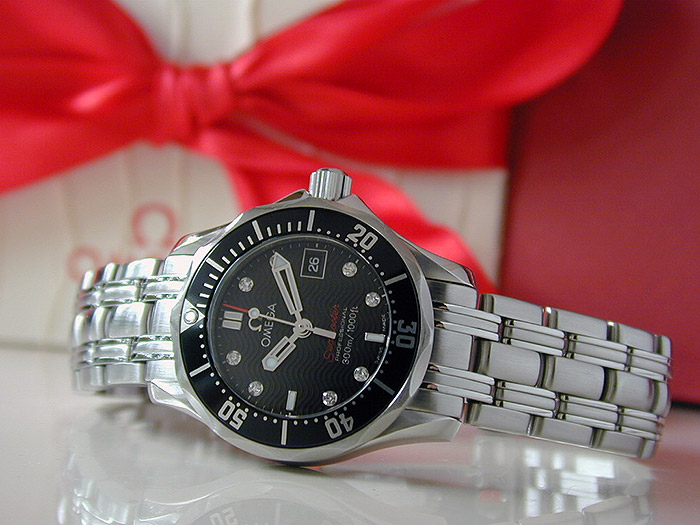 Ladies' Omega Seamaster Diamond Dial Quartz Wristwatch Ref. 212.30.28.61.51.001