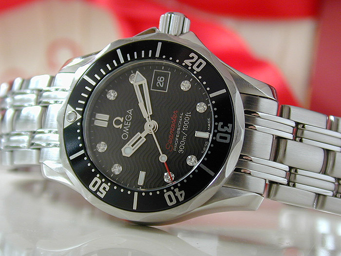 Ladies' Omega Seamaster Diamond Dial Quartz Wristwatch Ref. 212.30.28.61.51.001