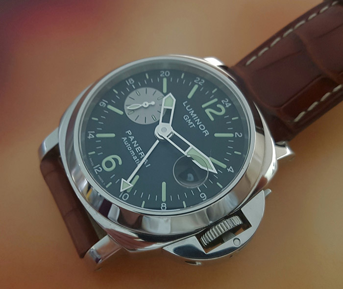 Panerai Luminor GMT Wristwatch PAM088