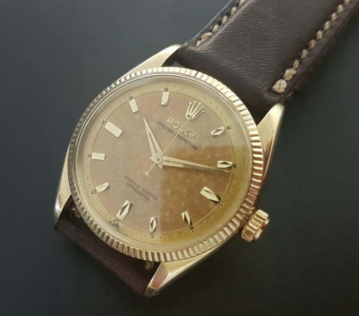 1950's Rolex Bombe 14K YG Wristwatch Ref. 6567