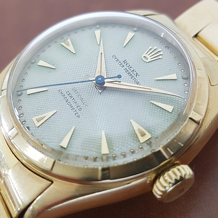 1951 Rolex Bubble Back 18K Gold Wristwatch Ref. 6085