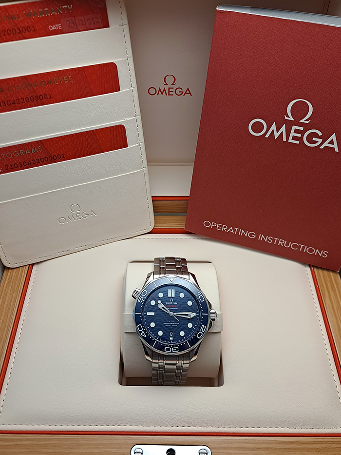 BLUE Omega Seamaster Diver 300M Co-Axial Wristwatch Ref. 210.30.42.20.03.001