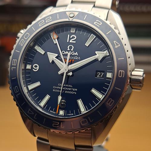 Omega Seamaster Planet Ocean 600M Co-Axial Titanium GMT Wristwatch Ref. 232.90.44.22.03.001