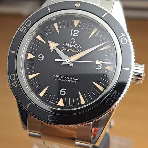 Omega Seamaster Professional Master Co-Axial Wristwatch Ref. 233.30.41.21.01.001