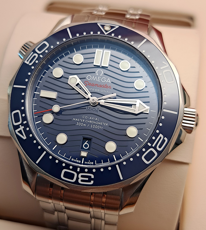BLUE Omega Seamaster Diver 300M Co-Axial Wristwatch Ref. 210.30.42.20.03.001