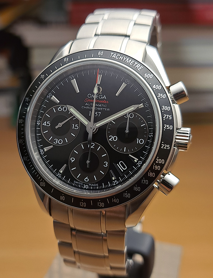 Omega Speedmaster Date 1957 Limited Japan Edition Ref. 323.30.40.40.01.001