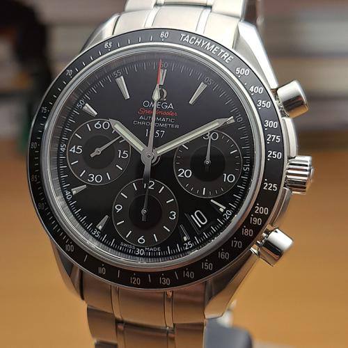 Omega Speedmaster Date 1957 Limited Japan Edition Ref. 323.30.40.40.01.001