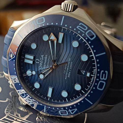 Omega Seamaster Diver 300M Co-Axial Wristwatch Ref. 210.32.42.20.03.002