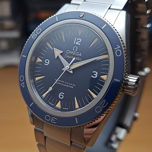 Omega Seamaster 300 Master Co-Axial Titanium Wristwatch Ref. 233.90.41.21.03.001