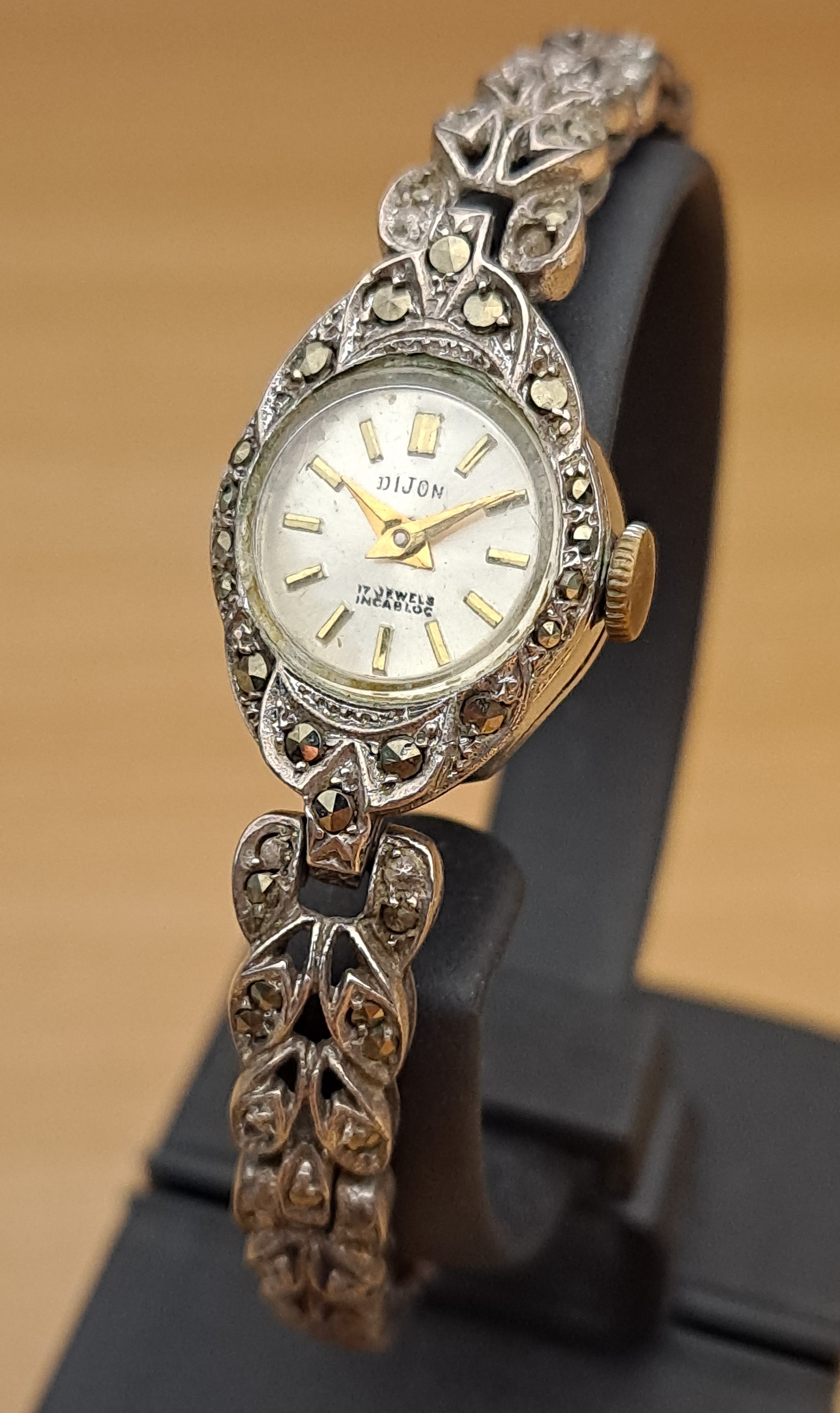Vintage Ladies Petite Wristwatches x 2